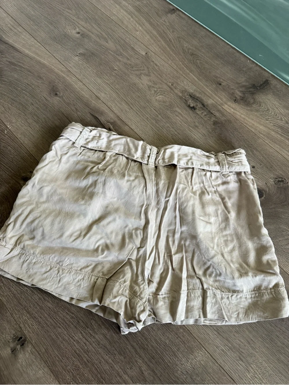 Bella Dahl Beige High-Waist Tie Belt Shorts